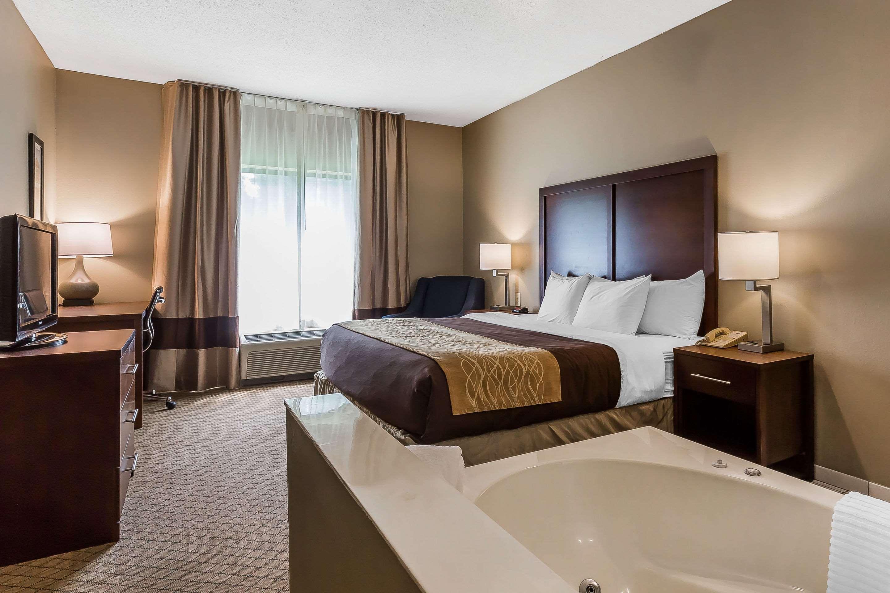 Comfort Inn & Suites Mishawaka-South Bend Extérieur photo