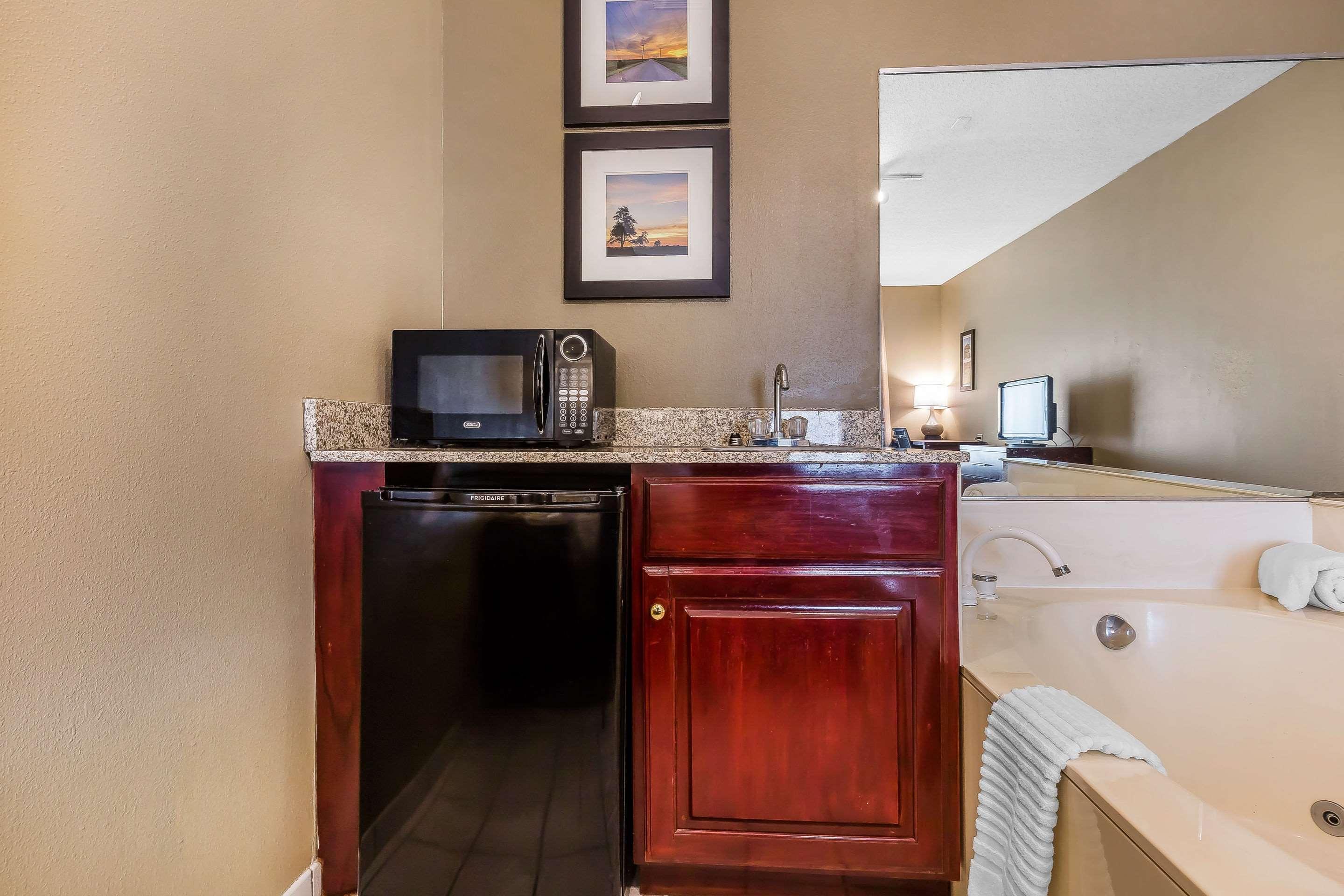 Comfort Inn & Suites Mishawaka-South Bend Extérieur photo