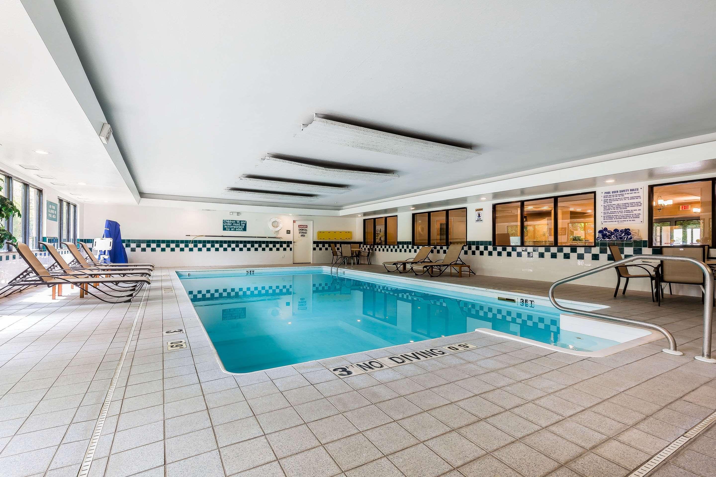 Comfort Inn & Suites Mishawaka-South Bend Extérieur photo