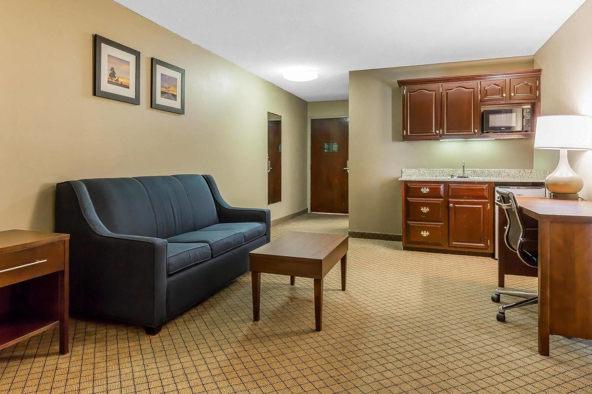 Comfort Inn & Suites Mishawaka-South Bend Extérieur photo