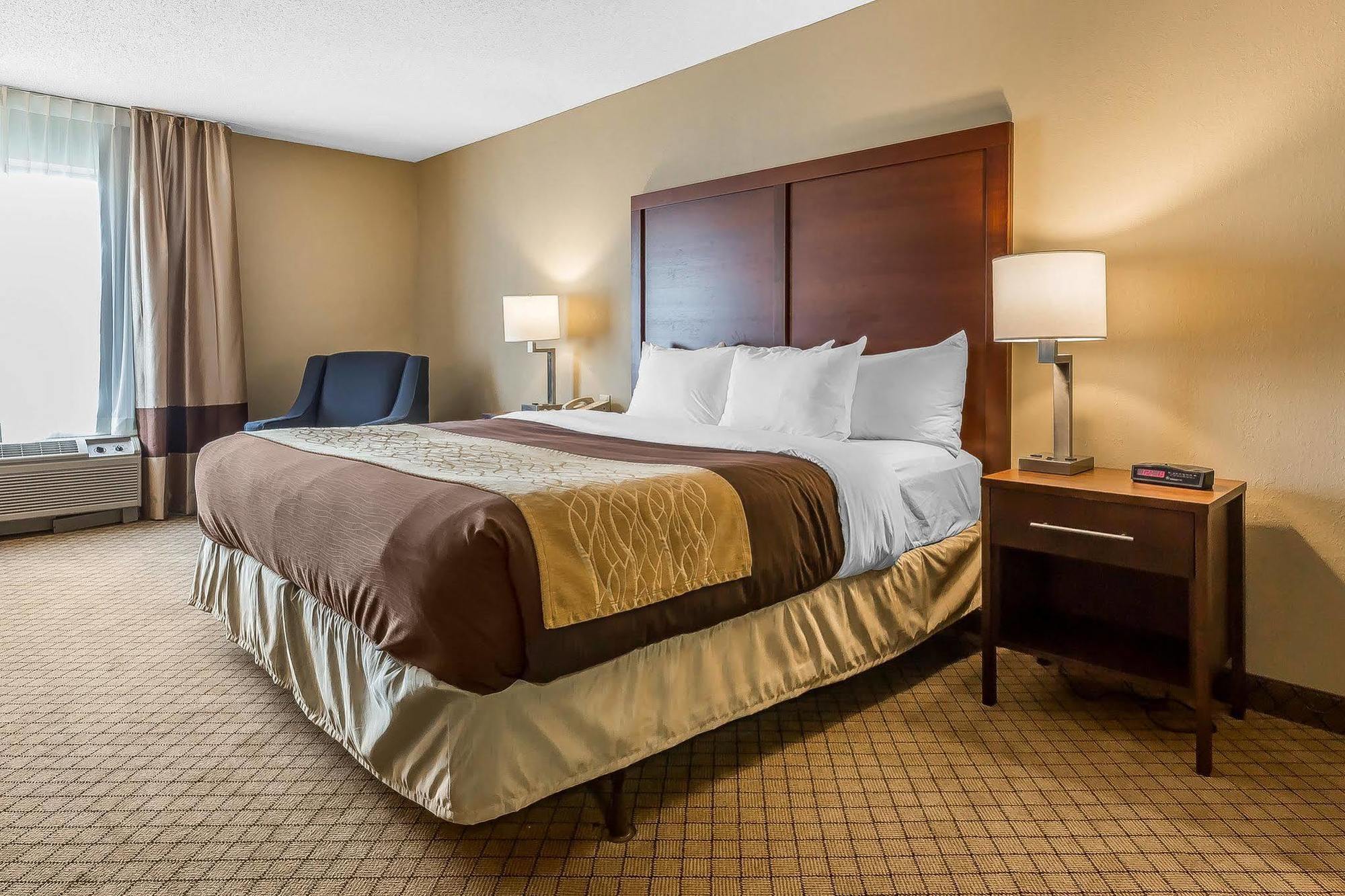 Comfort Inn & Suites Mishawaka-South Bend Extérieur photo