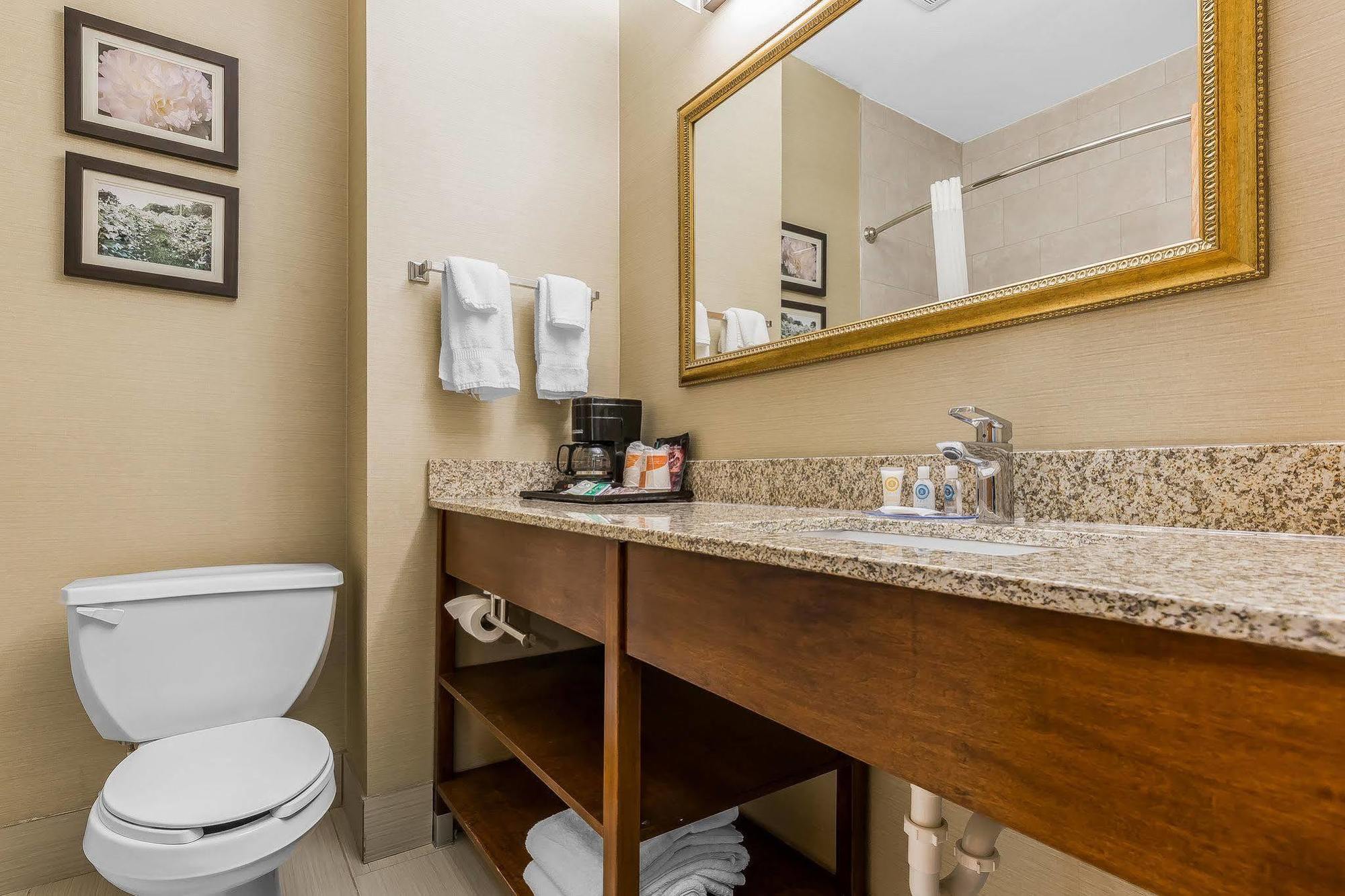 Comfort Inn & Suites Mishawaka-South Bend Extérieur photo